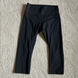Lululemon Athletica Black Leggings with Breathable Fabric